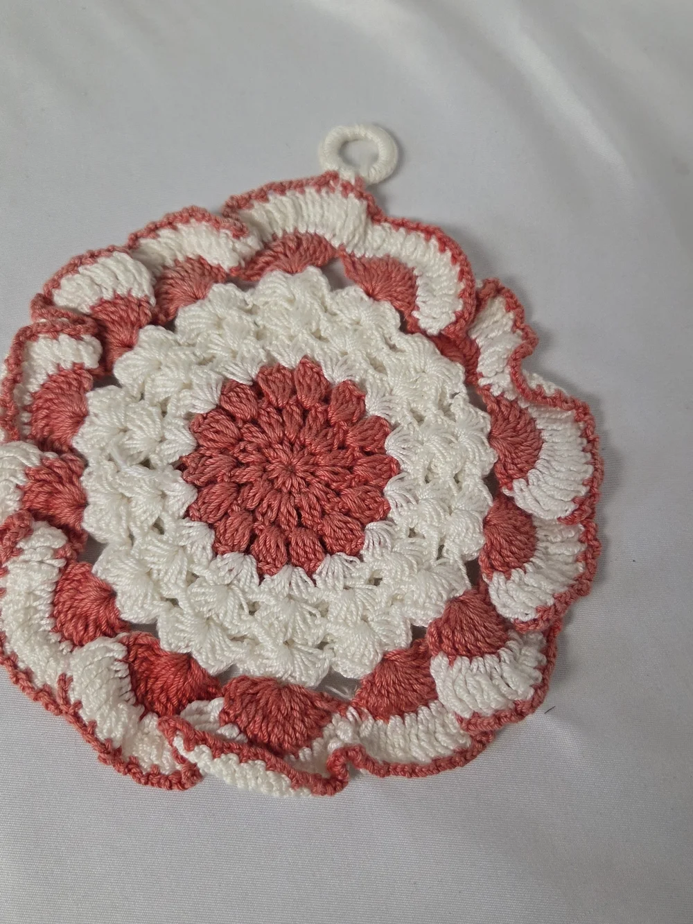 Beautiful Collectible Handmade Crocheted Potholder Red Cream 5